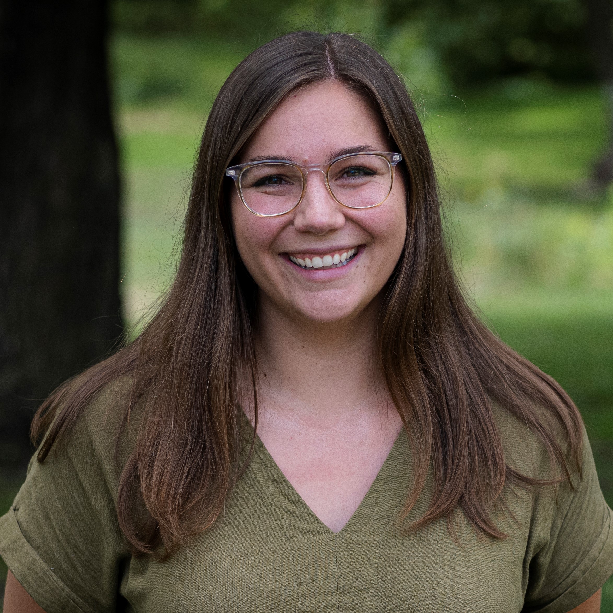 Katie Hanson headshot