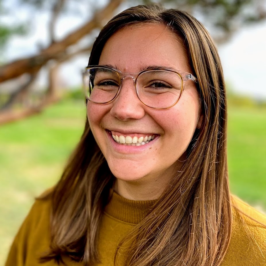Katie Hanson headshot