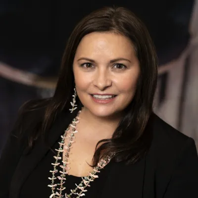 Danielle Grant headshot