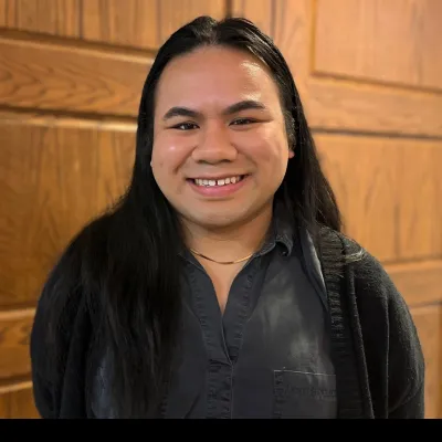Phia Yang photo smiling at the camera