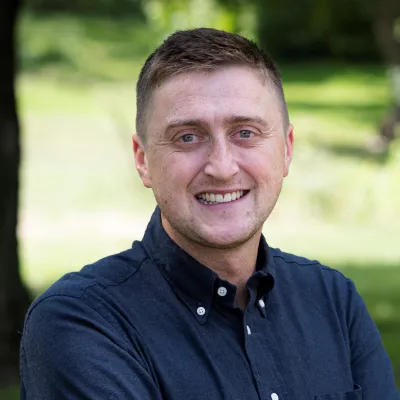 Sam Smith headshot