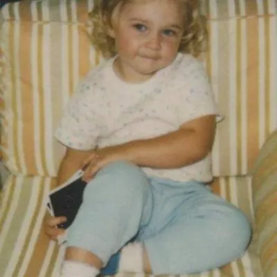 Theresa Hofeldt childhood pic