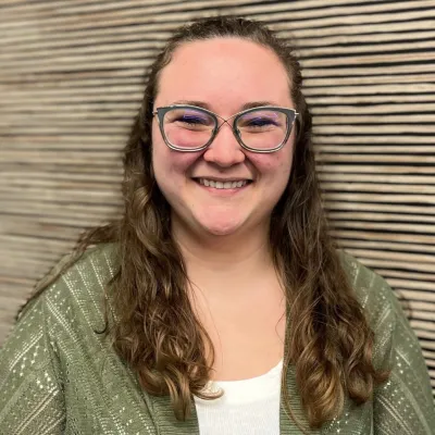 Theresa Hofeldt headshot