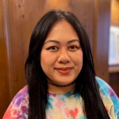 Tina Kue headshot